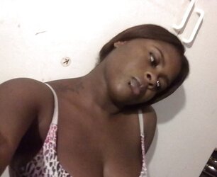 An american female called Renisha C.