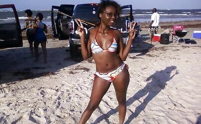 An american female called Renisha C.