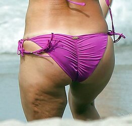 HAYDEN PANETTIERE PURPLE BATHING SUIT !!