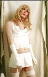 Slutwear six (Habilles comme des Putes) by TROC