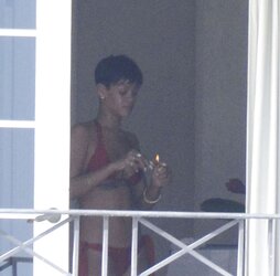 Rihanna-BARE- WARM SUPER-FUCKING-HOT SUPER-FUCKING-HOT !!!!! NO FAKE