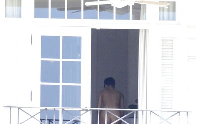 Rihanna-BARE- WARM SUPER-FUCKING-HOT SUPER-FUCKING-HOT !!!!! NO FAKE