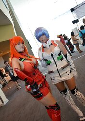 Cosplay non naked honeys