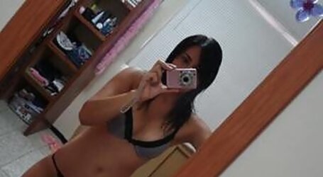 PUTA - Teenager - four - Self-Shot