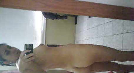 PUTA - Teenager - four - Self-Shot