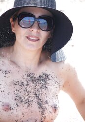 Grind femmes on holidays