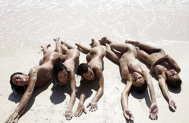 SUMMER FEMMES