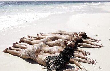 SUMMER FEMMES