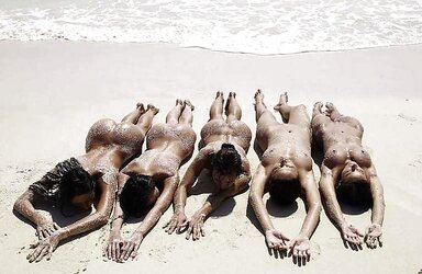 SUMMER FEMMES