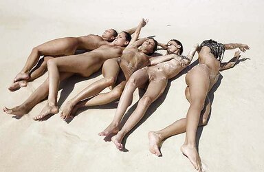 SUMMER FEMMES