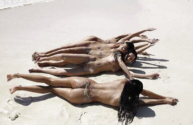 SUMMER FEMMES