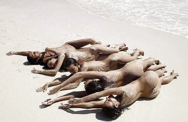 SUMMER FEMMES