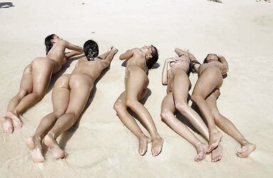 SUMMER FEMMES