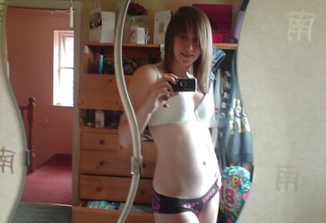 Gorgeous jovencita despues de ducharse