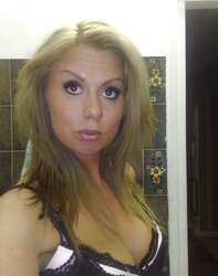 Highly Super-Hot Buxomy Mummy