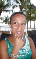 UNE COPINE BIEN SALOPE