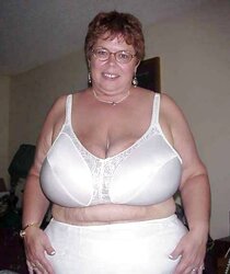 Webtastic Exclusive: Massive Miss D. - Vol.