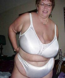 Webtastic Exclusive: Massive Miss D. - Vol.