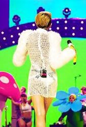 Miley Cyrus iheartradio jamboree