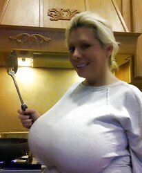 Buxom Amateurs - Huge-Boobed GFs