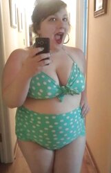 Luxurious PLUMPER Girl