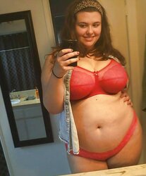 Luxurious PLUMPER Girl
