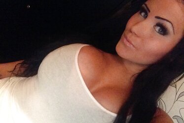 Lovisa: Fake Breast Stunner