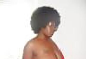 This time i shot four are six pic with this ebony tart