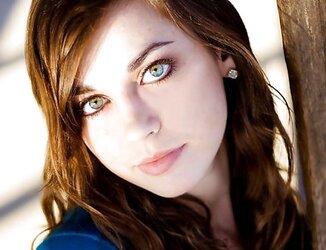 Brunettes Are Super-Hot
