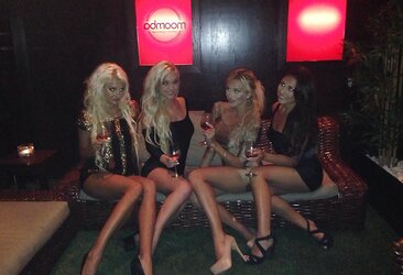 Uber-Sexy Ladies