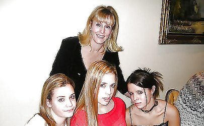 Cougars with Cubs