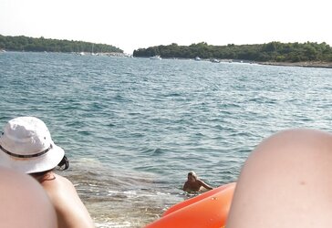 Stolen Pictures - Gang of Gals in Holidays Part