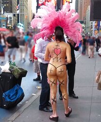 I ENJOY FRESH YORK STUNNING GAL TIMES SQUARE PART