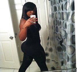 Teenager self images, mirror photos, teenager booty