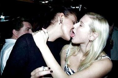Smooch Smooch F4F