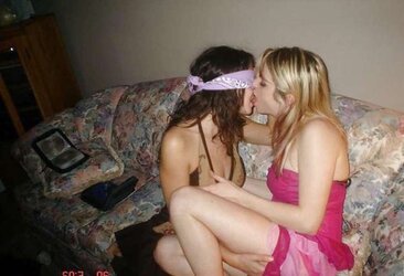 Smooch Smooch F4F