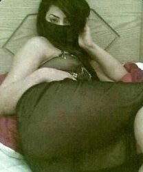 ARAB INEXPERIENCED MUSLIM BEURETTE HIJAB BNAT HUGE BOOTY vol.