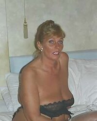 Super Scorching Moms
