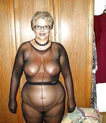 Super Scorching Moms