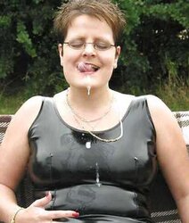 Mature PLUMPER-chicks