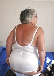 Mature PLUMPER-chicks