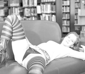 Jiggly dewey decimal (AMYKISS-BEVY)