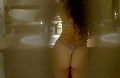 Una hermosa pendeja espiada