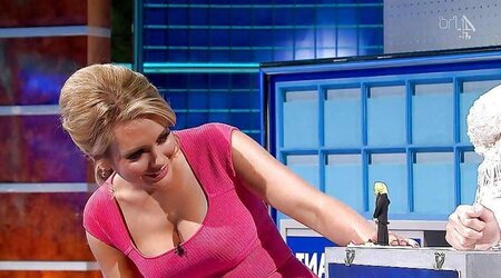 Rachel riley biotch!!!