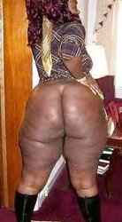 PLUMPER Ginormous Assesss