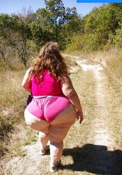 PLUMPER Ginormous Assesss