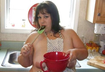 More Cocksluts To Flash 4U