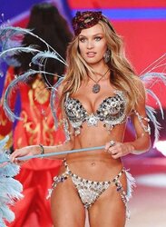 Victoria secret style display