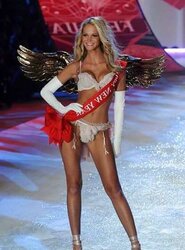 Victoria secret style display