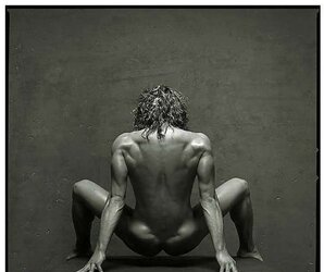 Yet more naked lady bodybuilders
